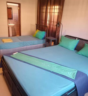 Bono East Region House | Travellers Ensuites, La Beach Hub