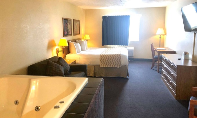 Grand Island Hotel | Travelodge by Wyndham Grand Island