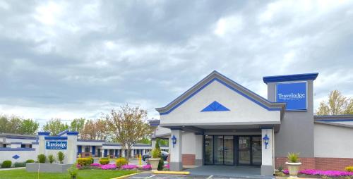 Russett Hotel | Travelodge by Wyndham Laurel Ft Meade Near NSA