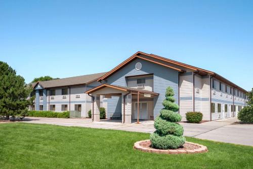 Morrill Hotel | Travelodge by Wyndham Morrill
