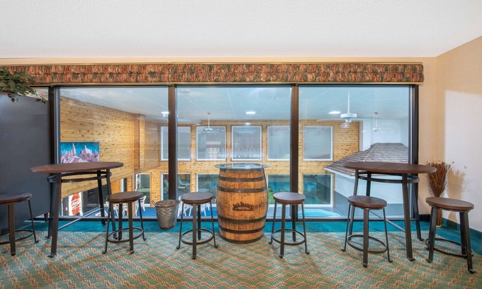 Spearfish Hotel | Travelodge by Wyndham Spearfish