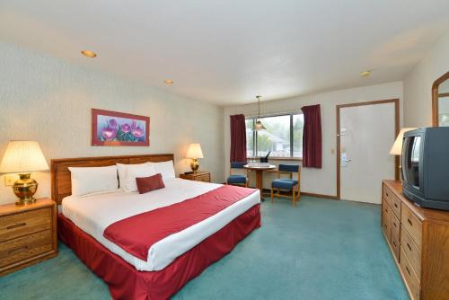 Mackinaw City Hotel | Travelodge by Wyndham Mackinaw City