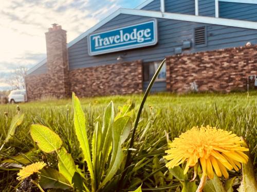 Shakopee Hotel | Travelodge by Wyndham Valleyfair Shakopee