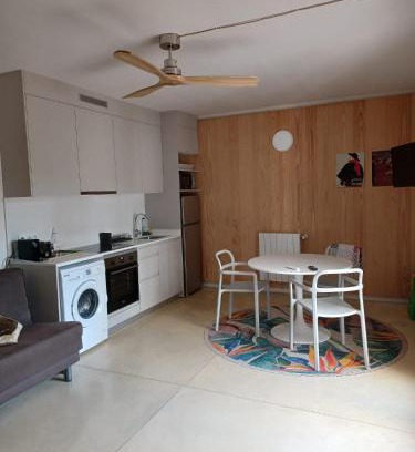 Banyoles Apartment | Travertí de Banyoles