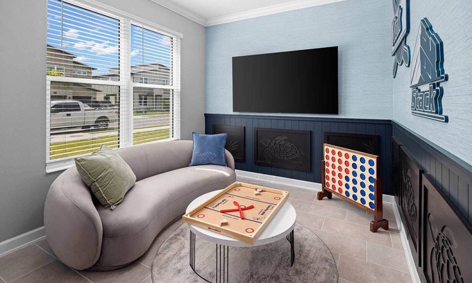 Melbourne Beach House | Treasure Island | New! Luxe Villa in Melbourne Beach ft. Pirate Theme Room, More