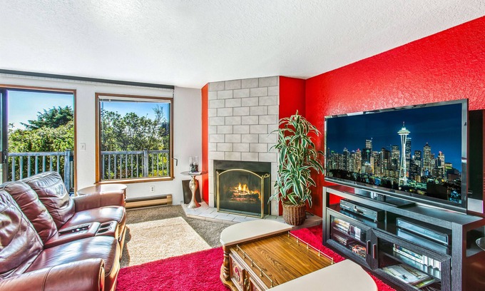 Ocean Shores Condo | Treasured Cove Condo at Ocean Surf Condo