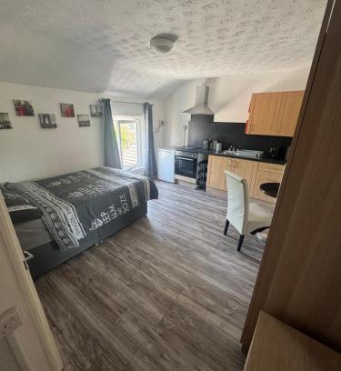 Tredegar House | Tredegar studio flat