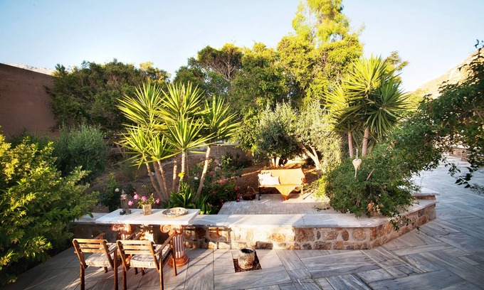 Panormos House | Tree Garden by the beach