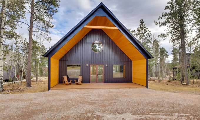 Deadwood Cabin | Tree House A-Frame Cabin at Powder House Pass