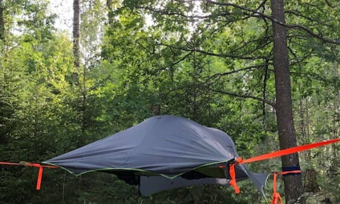 Agunnaryd RV Rental | Tree-tent overlooking lake in private woodland