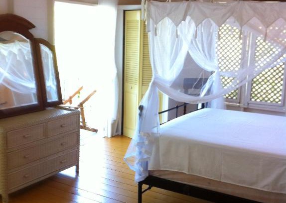 St. John's House | Treehouse Cottage