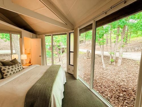 Village of Four Seasons House | Treetop Village-2bed3bathpoolsdocks6-8pp