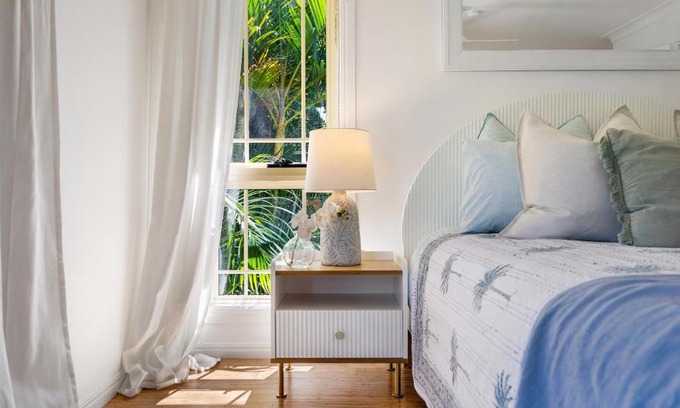 Suffolk Park House | Treetops Retreat by The Beach