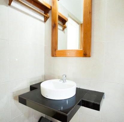 Bukit Lawang House | Trekking Lodge