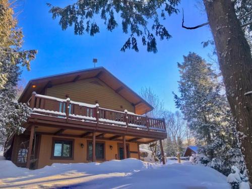 Saint-Faustin-Lac-Carre Ski Chalet | Tremblant-Mont-Blanc SPA,Nature,Intimité