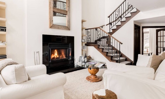 Mont-Tremblant Pedestrian Village Condo | Tremblant Prestige - Bondurant 95-4