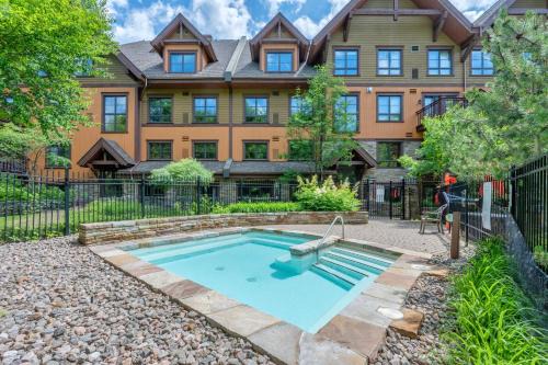Versant Soleil Apartment | Tremblant Prestige - Étoile 1520-11