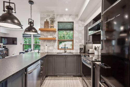 Tremblant-Les-Eaux House | Tremblant Prestige - Les Eaux 223-4