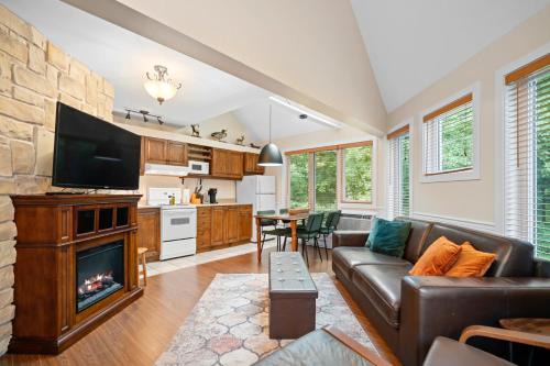 Mont-Tremblant Pedestrian Village House | Tremblant Ski InOut Pedestrian Village
