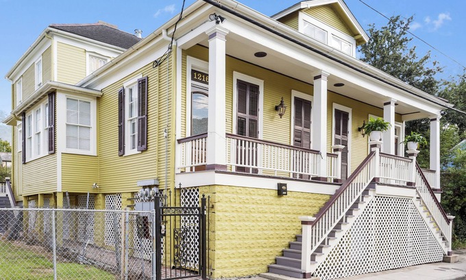 Treme Apartment | Treme St Charming Master loft Suite Apartment 1BR spacious