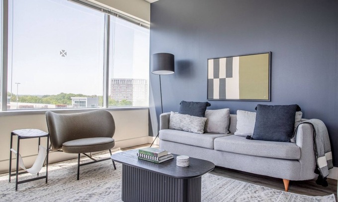 Alexandria West Apartment | Trendy Alexandria West 2BR w/Gym & Bocce, nr Transport, by Blueground