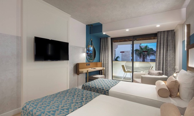 Side Resort | Trendy Side Beach (Adults Only, 16+)