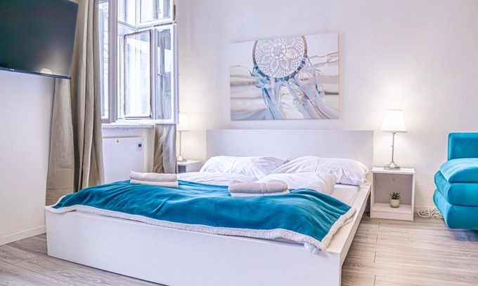Neulerchenfeld Apartment | Trendy Studio w/Free Coffee - Wiener Stadthalle