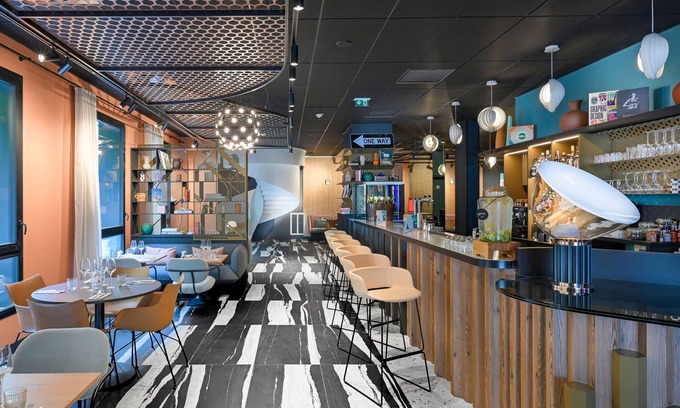 Gambetta Hotel | Tribe Paris La Defense Esplanade