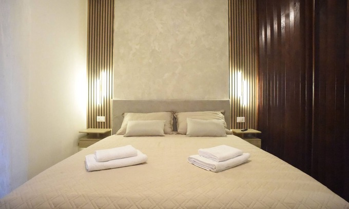 Barriera Vecchia-San Giacomo Apartment | Trieste Windmill - Modern apartment near the center