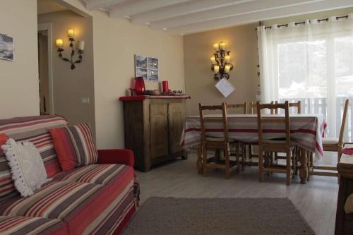 Cervinia Apartment | Trilocale T337 davanti alle piste