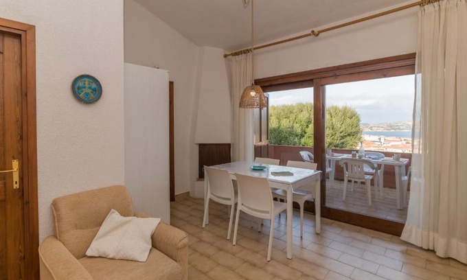 Palau Apartment | Trilocale Vista Mare e Giardino A