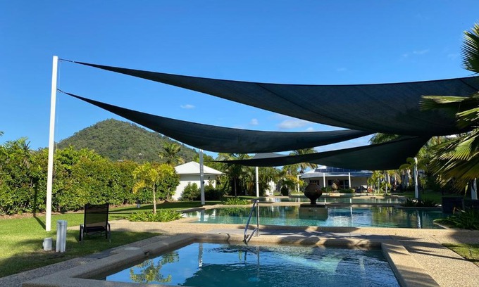 Trinity Beach Apartment | Trinity Cove Apartments