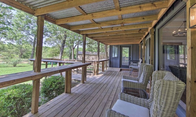 Henderson County House | Trinity River Cabin, 20 Acres, Stocked Fishing Pond, Views of the Trinity River.