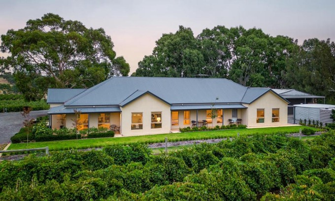 Seppeltsfield House | Triple Creek Guest House - Barossa Region