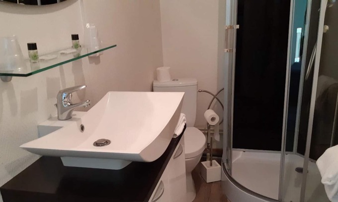 Thiers House | Triple room