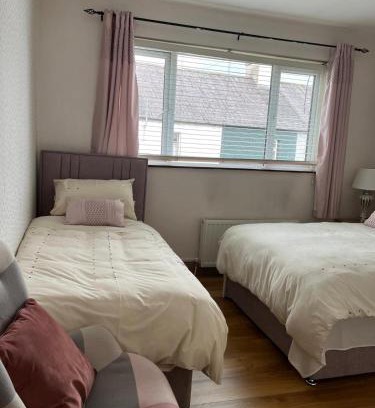 Clara House | Triple Room with Private Bathroom
