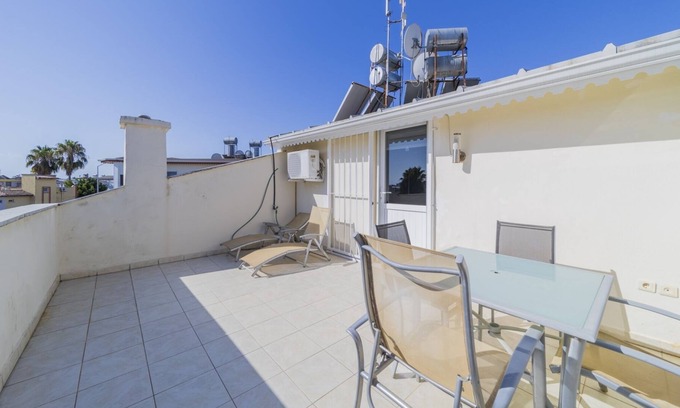Kadriye Apartment | Triplex Villa w Terrace and Garden 15 min to Beach