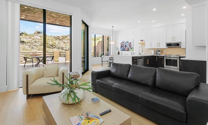 Troon North House | Troon-Views-New!-Luxury-Pool-Elevator