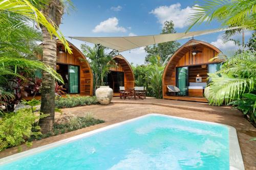 Bang Tao Villa | Tropical Chalet-Style 2BR Villa with Pool Pasak Paradise 2, Bangtao