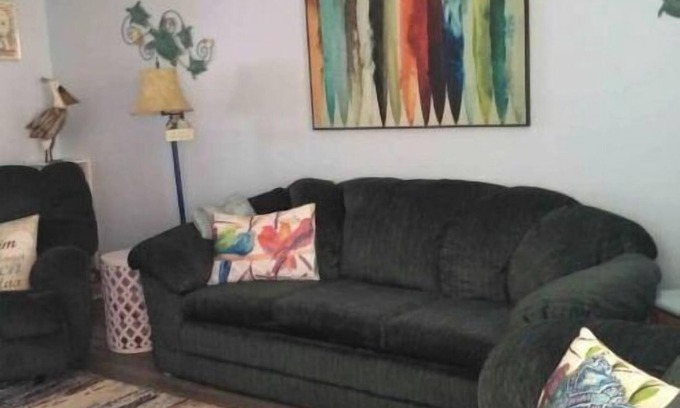 Dauphin Island House | Tropical Dreams - Super cute, clean, and close to the beach!