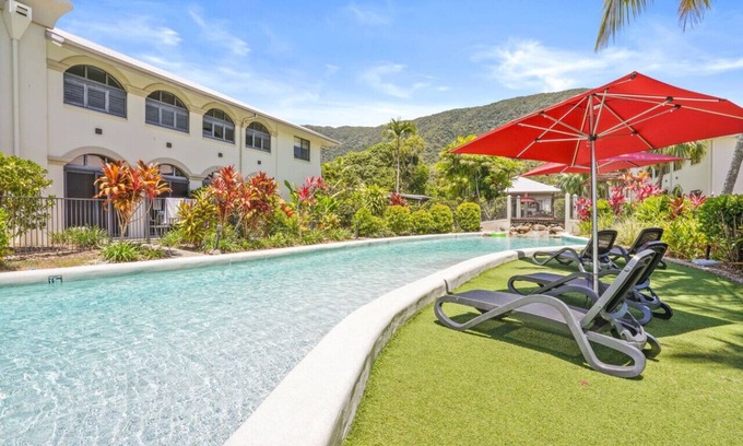 Palm Cove Condo | Tropical Escape at Mango Lagoon Resort – Spacious 2-Bedroom Apartment with Pools, Palm Cove Charm, and Easy Esplanade Access