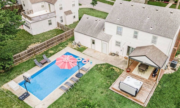 Prairie Village House | Tropical Hideaway: Hot Tub, Pool, Remodeled in PV