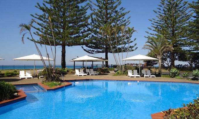 Sapphire Beach House | Tropical Hideaway: Stylish with Resort Pool, Tennis and Beach