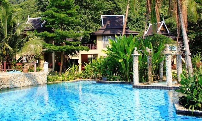 Ko Chang Resort | Tropical landscape resort near the beach