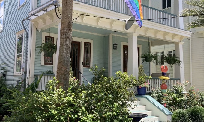 Bayou St. John House | Tropical Oasis blocks from Jazz Fest