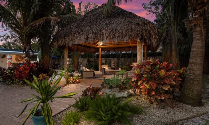 Palma Sola House | Tropical Oasis: Pool, Tiki Hut and Near Anna Maria Island