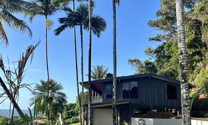 Wonga Beach House | Tropical Oasis with never ending ocean views
