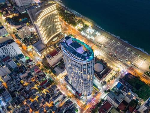 Tran Phu Beach House | Tropical Ocean Escape Nha Trang