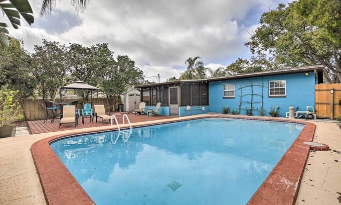 Palm Harbor House | Tropical Palm Harbor Retreat with Lanai & Patio!