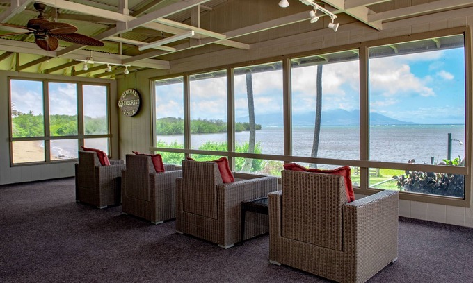 Ualapue Condo | Tropical Paradise Condo w/Shared Tennis Court & Pool + Free WiFi and Water Views